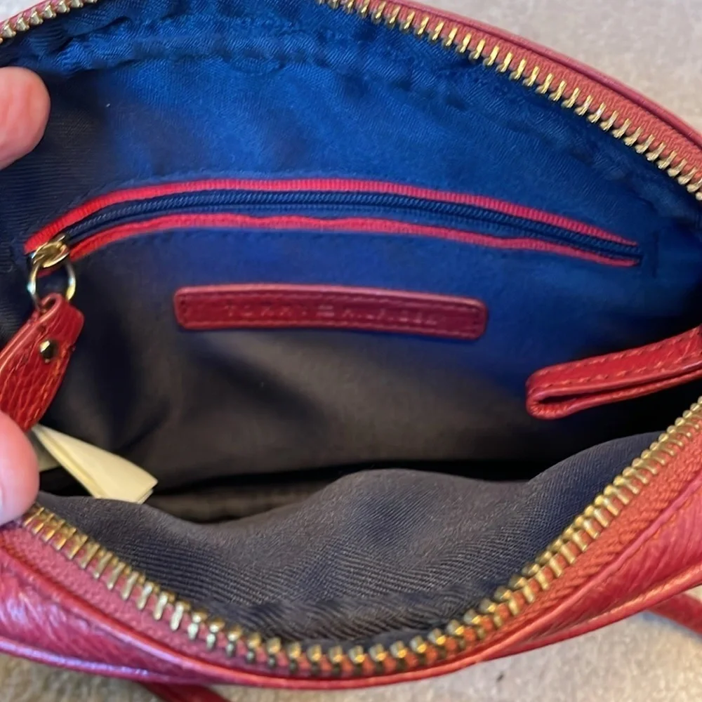 Tommy Hilfiger pebbled leather red Crossbody: